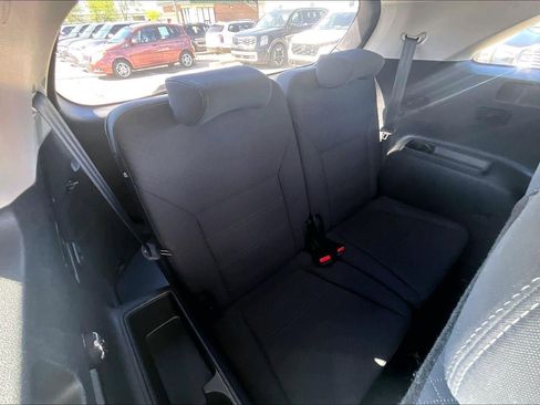 Used 2019 Kia Sorento LX w/ LX V6 Convenience Package image 26