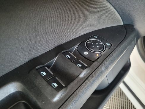 Used 2020 Ford Fusion SE FWD image 27