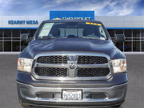 Used 2018 RAM 1500 Classic SLT image 4
