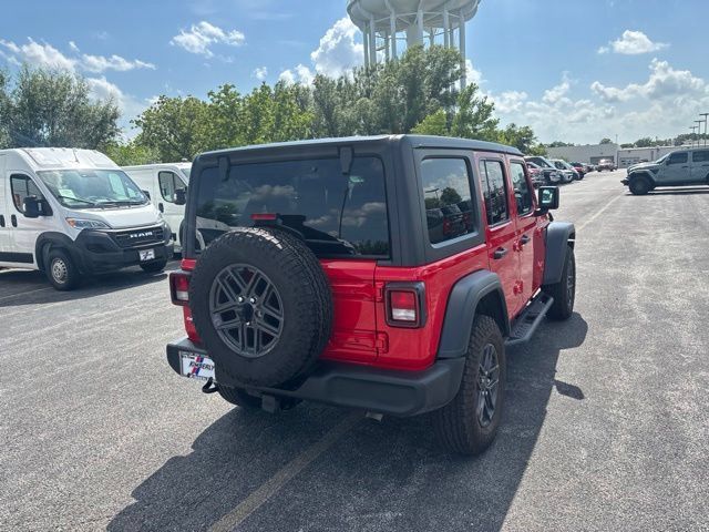 Used 2026 Jeep Wrangler Unlimited Sport AWD/4WD image 10