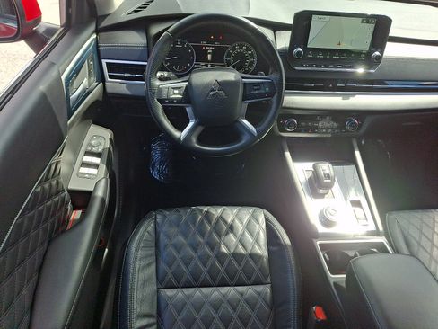 Used 2022 Mitsubishi Outlander SEL AWD/4WD image 11