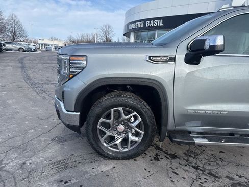 New 2026 GMC Sierra 1500 SLT w/ SLT Premium Plus Package image 5