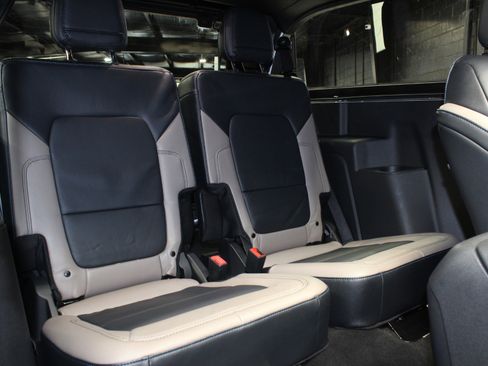 Used 2022 Ford Bronco Wildtrak image 34