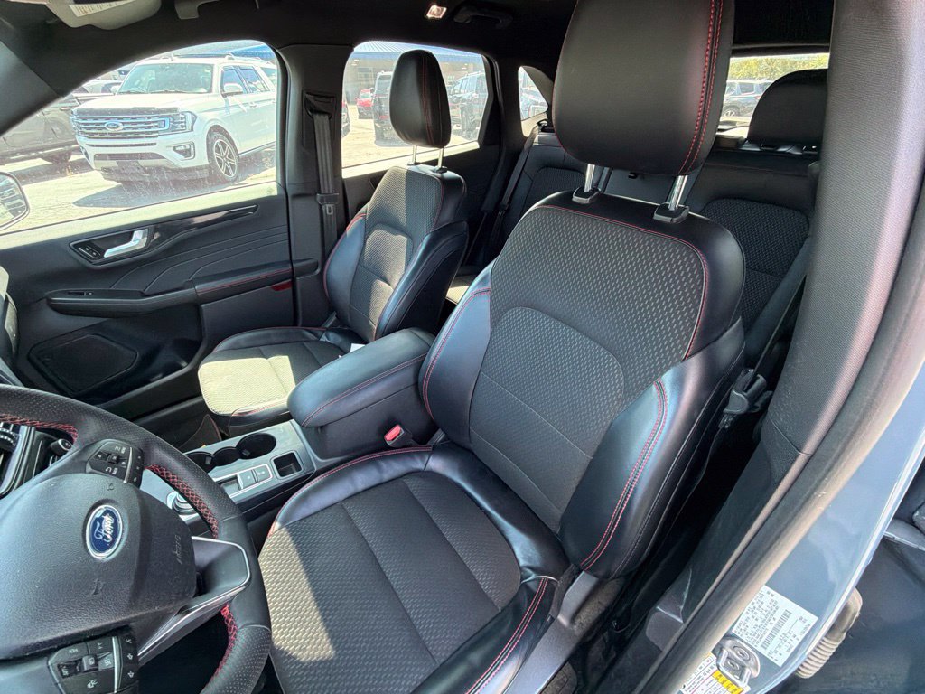 Used 2023 Ford Escape ST-Line w/ Tech Pack #1 FWD image 10