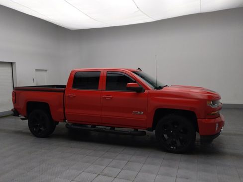 Used 2018 Chevrolet Silverado 1500 LT w/ Rally 2 Edition image 11