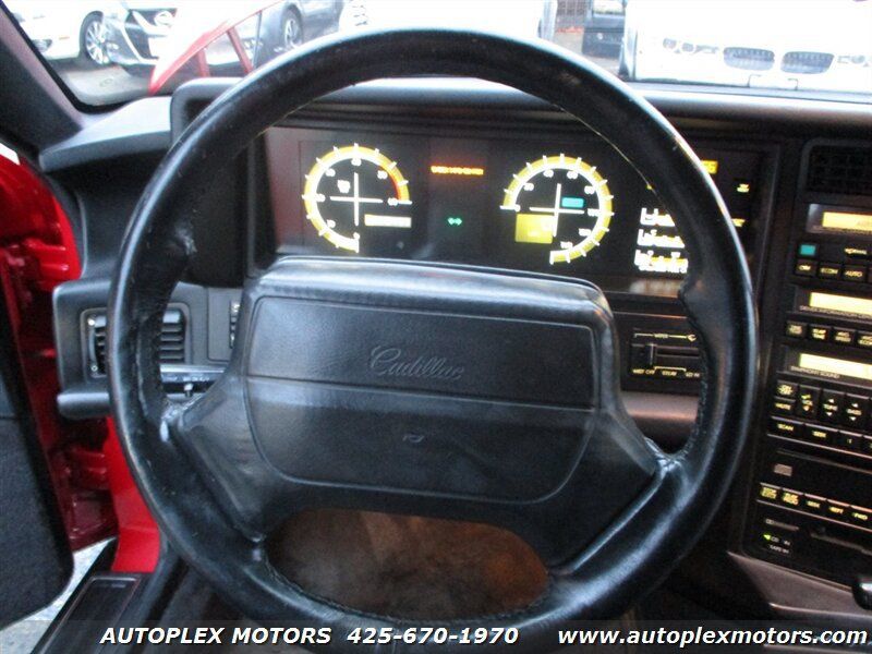 Used 1992 Cadillac Allante FWD image 20