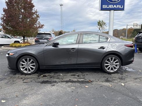 Used 2022 MAZDA MAZDA3 s image 7