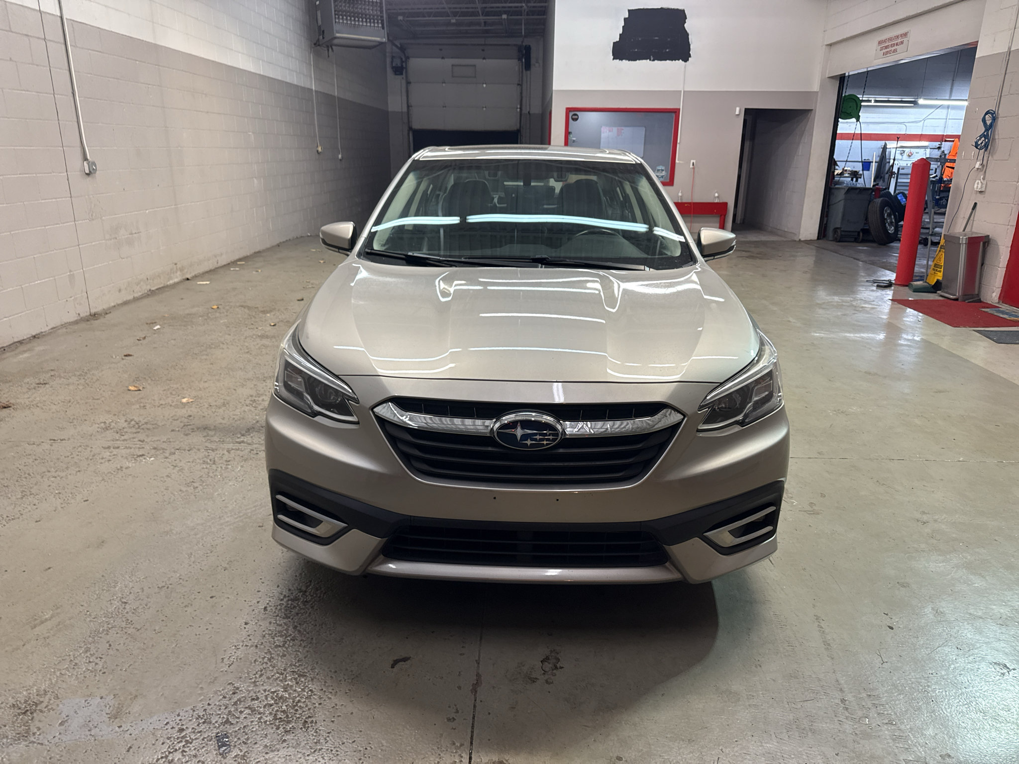 Used 2020 Subaru Legacy Limited AWD/4WD image 2