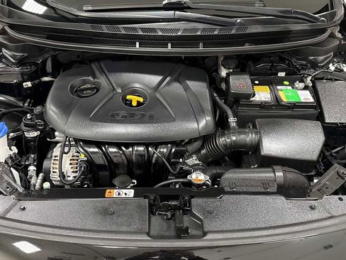 Used 2017 Kia Forte LX image 30