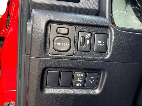 Used 2023 Toyota 4Runner SR5 image 32