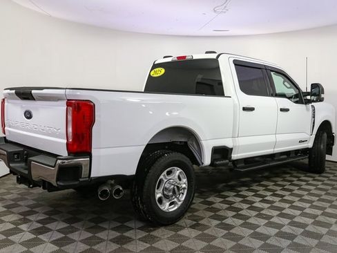 Used 2025 Ford F350 XLT image 12