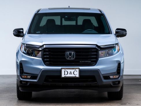 Used 2022 Honda Ridgeline Black Edition image 2