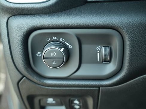 New 2026 RAM 1500 Big Horn AWD/4WD image 31