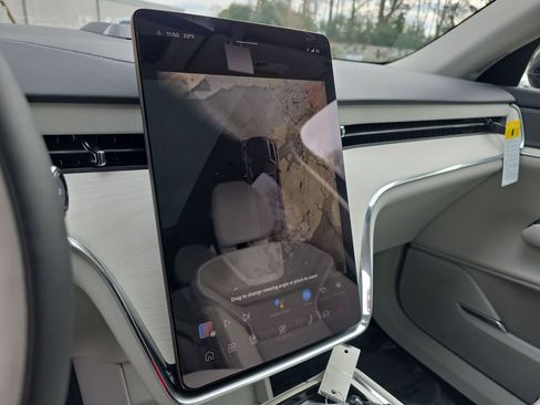 New 2025 Volvo EX90 Ultra w/ Protection Package Premier image 30