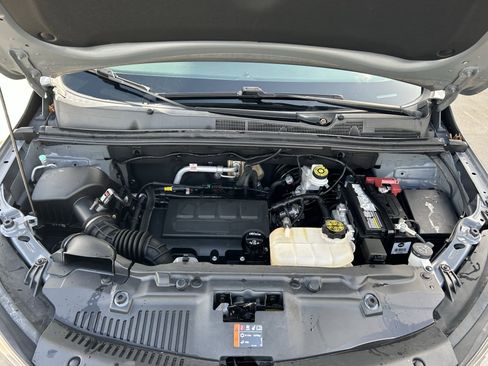 Used 2020 Buick Encore Preferred w/ Safety Package AWD/4WD image 11