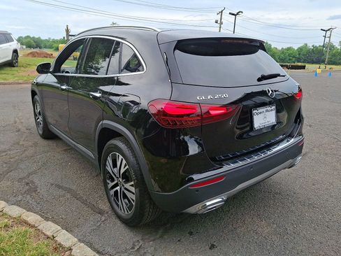 Used 2026 Mercedes-Benz GLA 250 4MATIC image 4