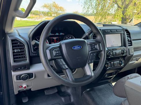 Used 2021 Ford F550 4x4 Regular Cab Super Duty w/ XLT Value Package image 13