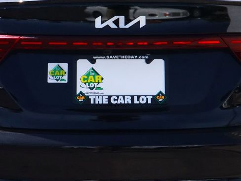 Used 2022 Kia Forte GT-Line image 21