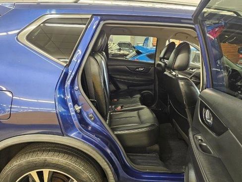 Used 2018 Nissan Rogue SL AWD/4WD image 34