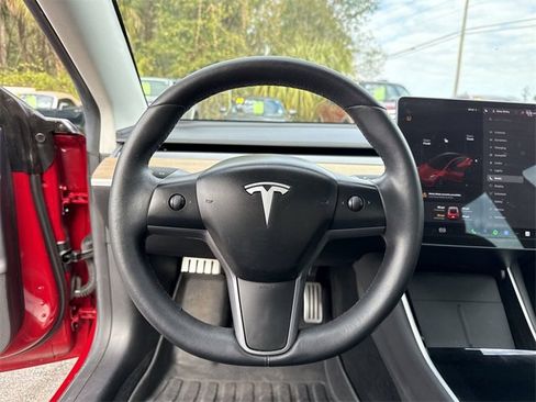 Used 2019 Tesla Model 3 Long Range image 34