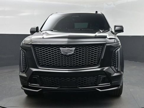 Used 2026 Cadillac Escalade V w/ LPO, ONYX Package AWD/4WD image 6