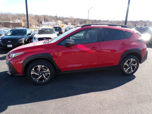Used 2025 Subaru Crosstrek 2.0i Premium image 2