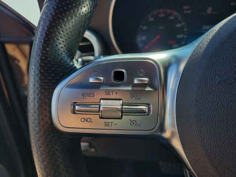 Certified 2022 Mercedes-Benz GLC 300 image 25