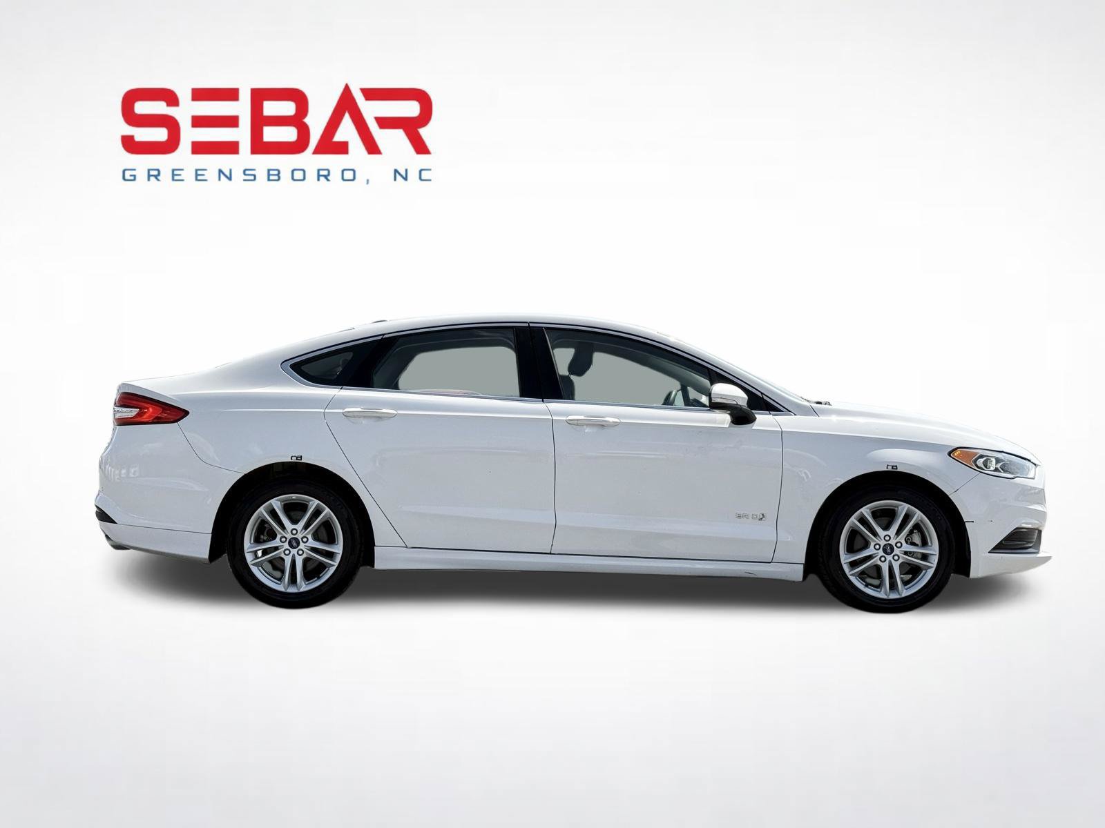 Used 2018 Ford Fusion SE w/ Equipment Group 602A FWD image 5