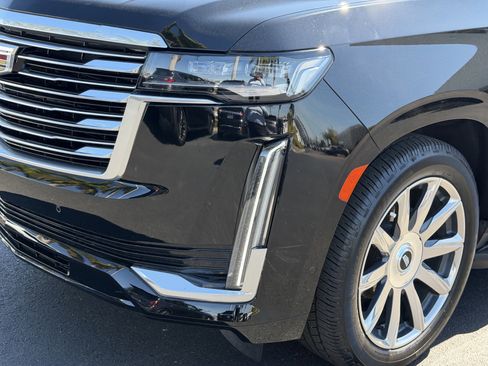 Certified 2022 Cadillac Escalade Premium Luxury Platinum image 8