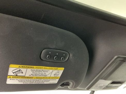 Used 2011 Lincoln Navigator Ultimate AWD/4WD image 17