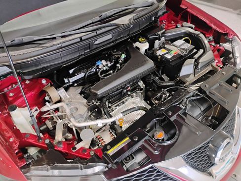 Used 2015 Nissan Rogue S FWD image 30