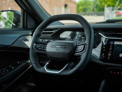 New 2026 Jeep Cherokee Limited AWD/4WD image 16