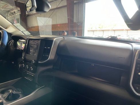 Used 2019 RAM 1500 Big Horn AWD/4WD image 8