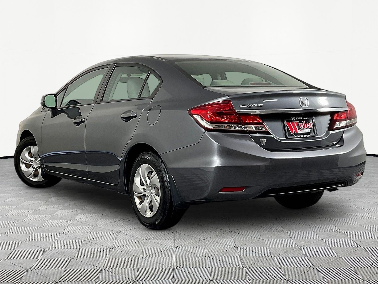 Used 2013 Honda Civic LX image 4