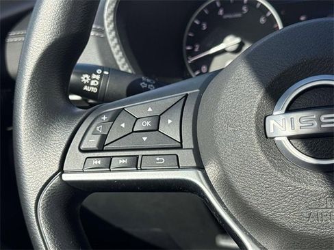 Certified 2024 Nissan Sentra SV image 10