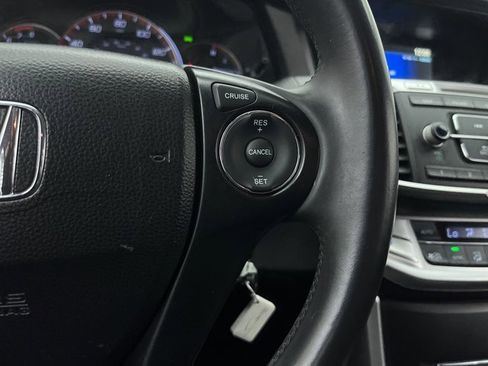 Used 2015 Honda Accord Sport image 22