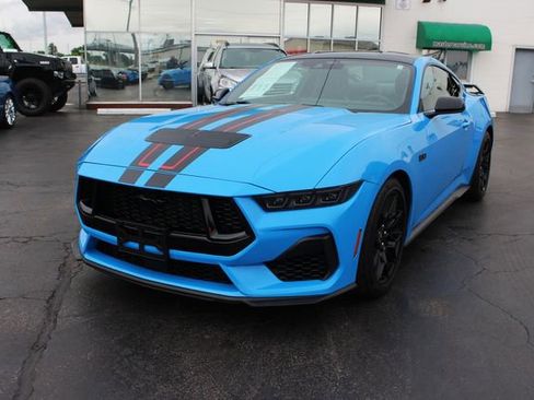 Used 2024 Ford Mustang GT Premium w/ GT Performance Package RWD image 3