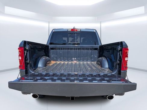 New 2026 RAM 1500 4x4 Crew Cab image 15