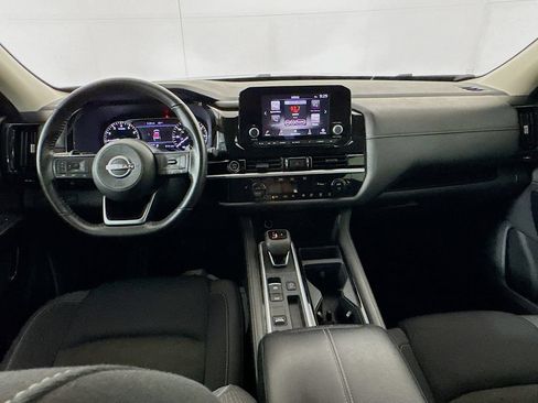 Used 2024 Nissan Pathfinder SV FWD image 26