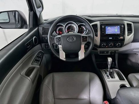 Used 2014 Toyota Tacoma PreRunner w/ SR5 Package RWD image 24