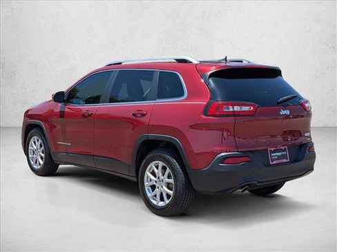 Used 2017 Jeep Cherokee Latitude w/ Comfort/Convenience Group FWD image 9
