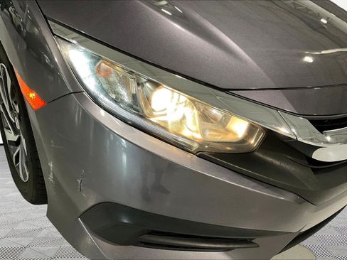 Used 2018 Honda Civic EX image 31