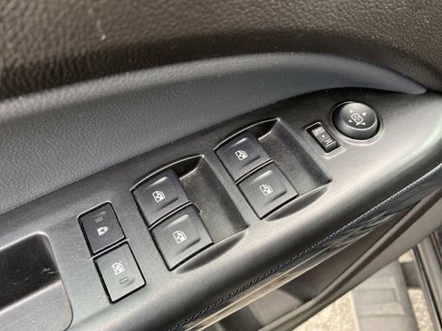 Used 2015 Chevrolet Colorado Z71 image 26