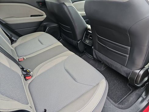 Certified 2025 Subaru Forester Premium AWD/4WD image 14