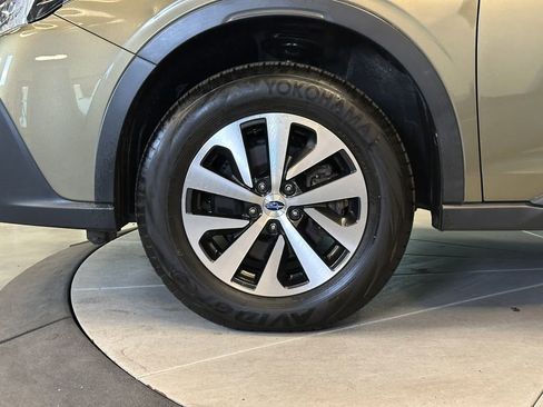 Used 2021 Subaru Outback Premium AWD/4WD image 23