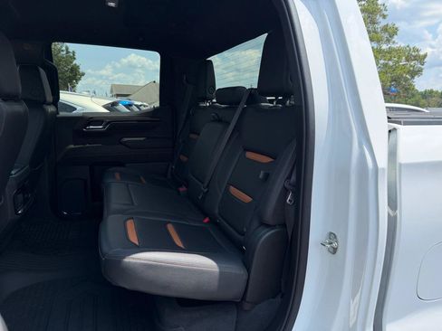 Used 2023 GMC Sierra 1500 AT4 AWD/4WD image 15