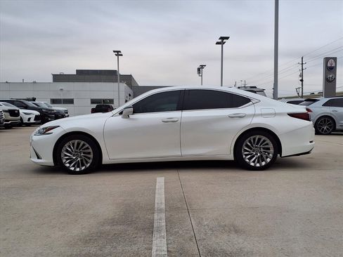 Used 2019 Lexus ES 350 w/ Premium Package image 6