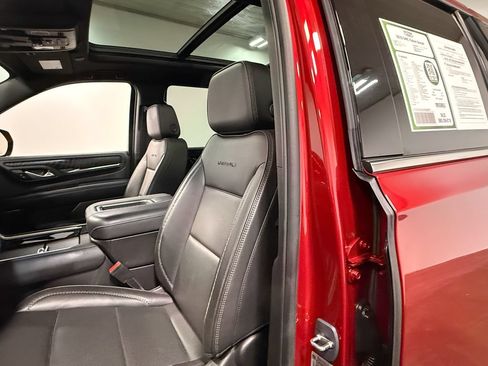 Used 2023 GMC Yukon Denali AWD/4WD image 58