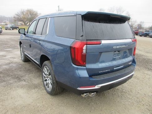 New 2026 GMC Yukon Denali image 7