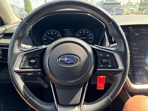Used 2020 Subaru Outback Premium AWD/4WD image 2
